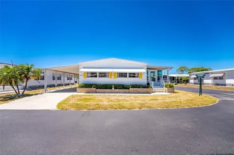 17 N Flora Vista Street Englewood FL 34223