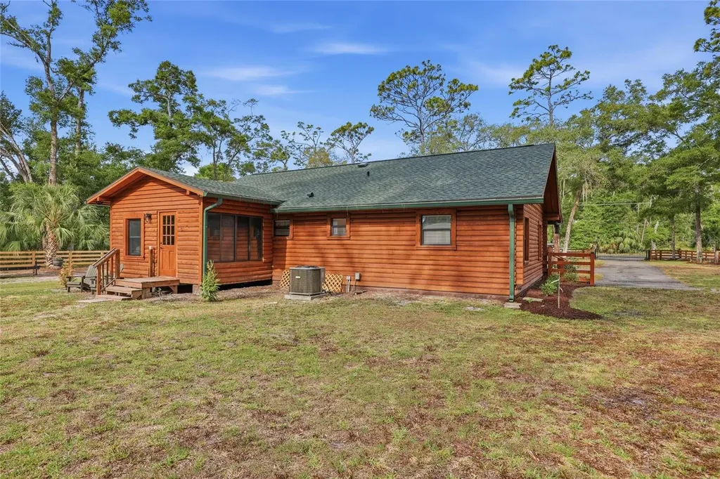 10531 NW 70th Avenue Chiefland FL 32626