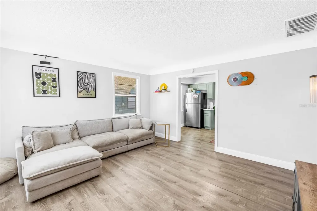 4729 12th Avenue S St Petersburg FL 33711