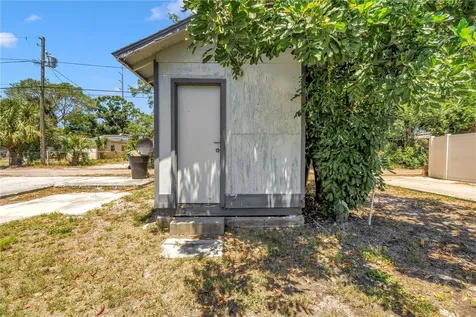 4729 12th Avenue S St Petersburg FL 33711