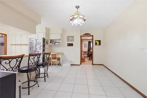 128 W Greentree Lane Lake Mary FL 32746