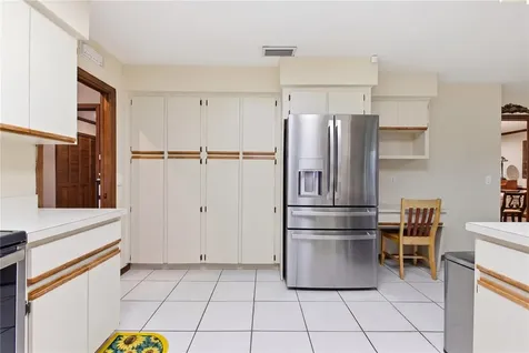 128 W Greentree Lane Lake Mary FL 32746