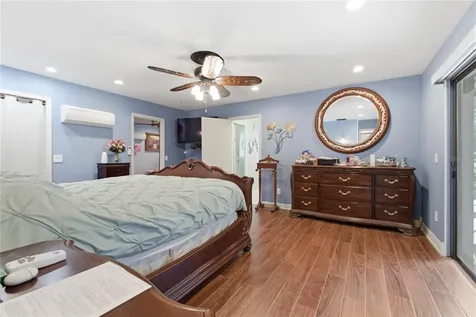 128 W Greentree Lane Lake Mary FL 32746