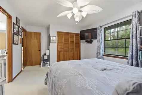 128 W Greentree Lane Lake Mary FL 32746