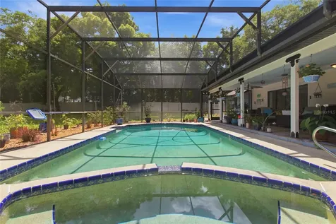 128 W Greentree Lane Lake Mary FL 32746
