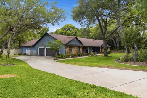 128 W Greentree Lane Lake Mary FL 32746