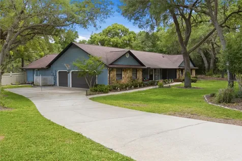 128 W Greentree Lane Lake Mary FL 32746
