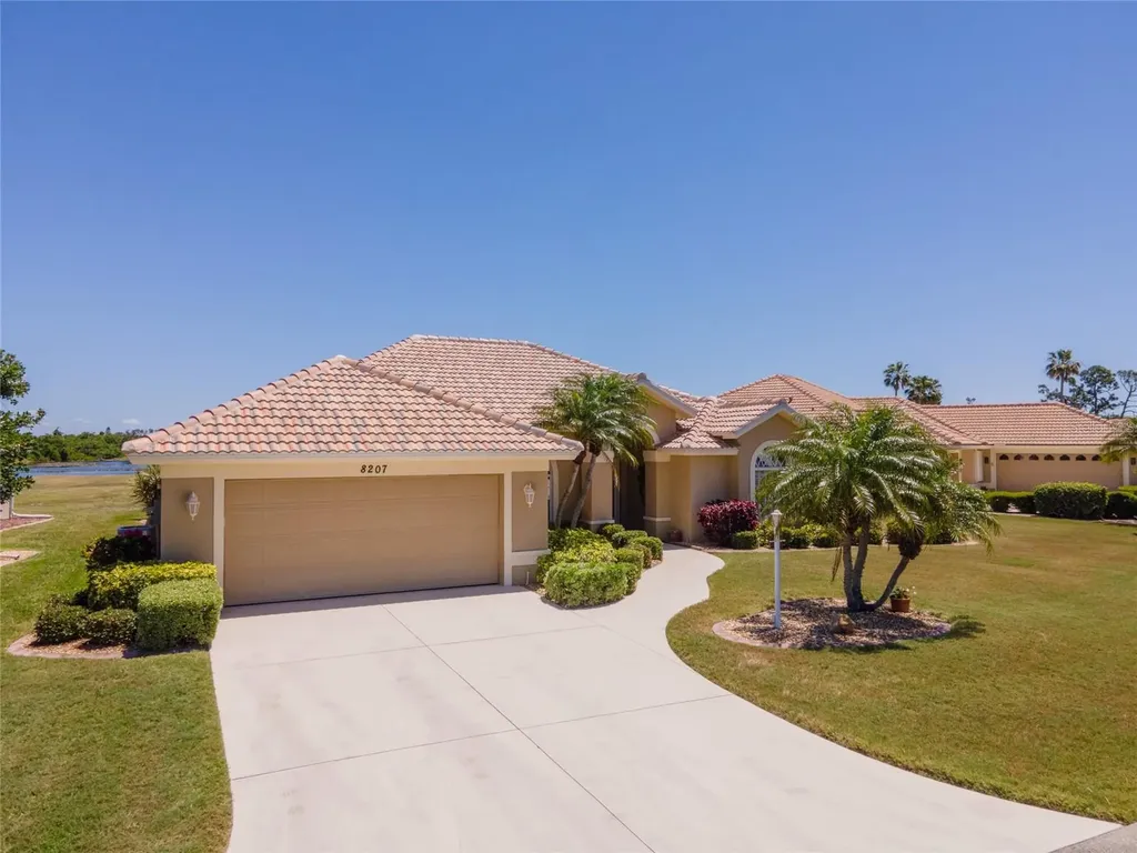 8207 Lakeside Drive Englewood FL 34224