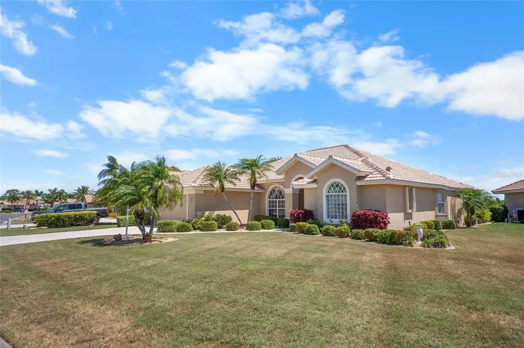 8207 Lakeside Drive Englewood FL 34224