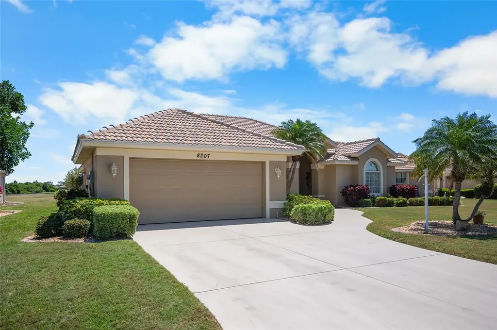 8207 Lakeside Drive Englewood FL 34224
