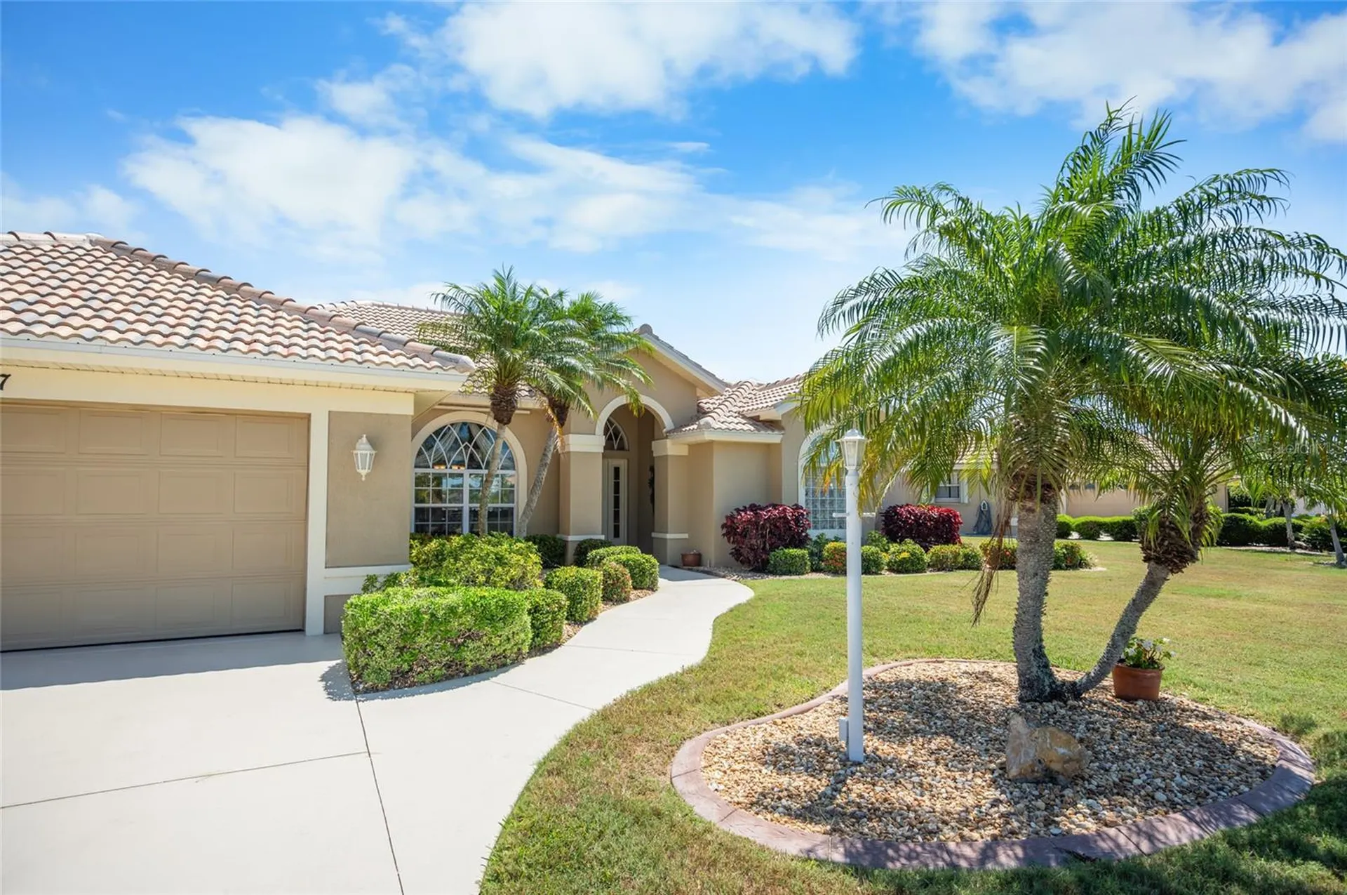 8207 Lakeside Drive Englewood FL 34224