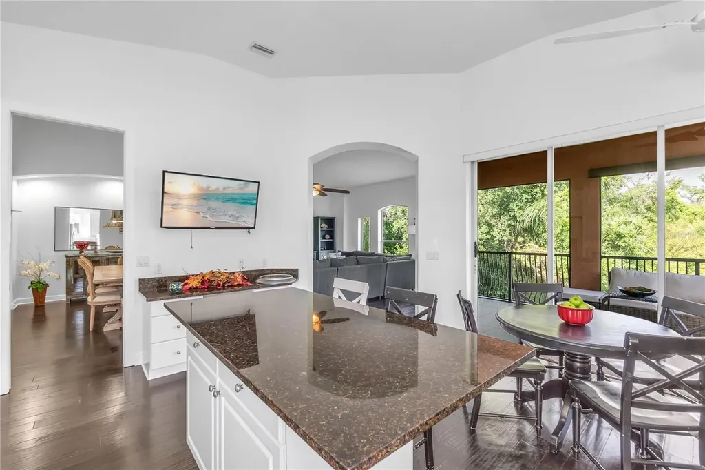 5469 46th Court W Bradenton FL 34210