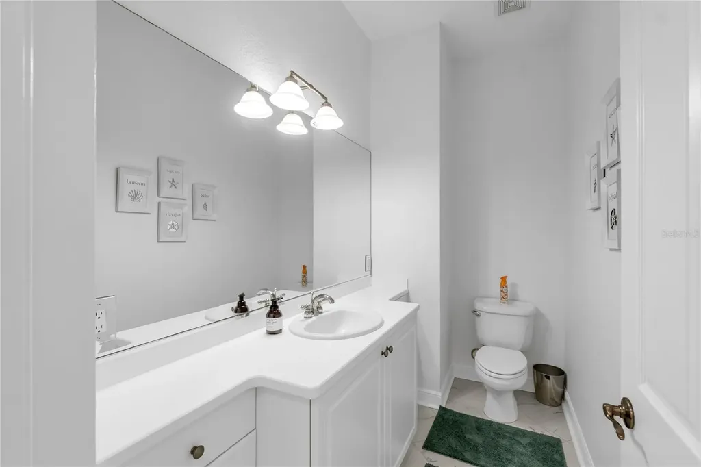 5469 46th Court W Bradenton FL 34210