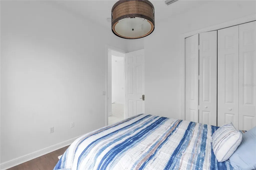 5469 46th Court W Bradenton FL 34210