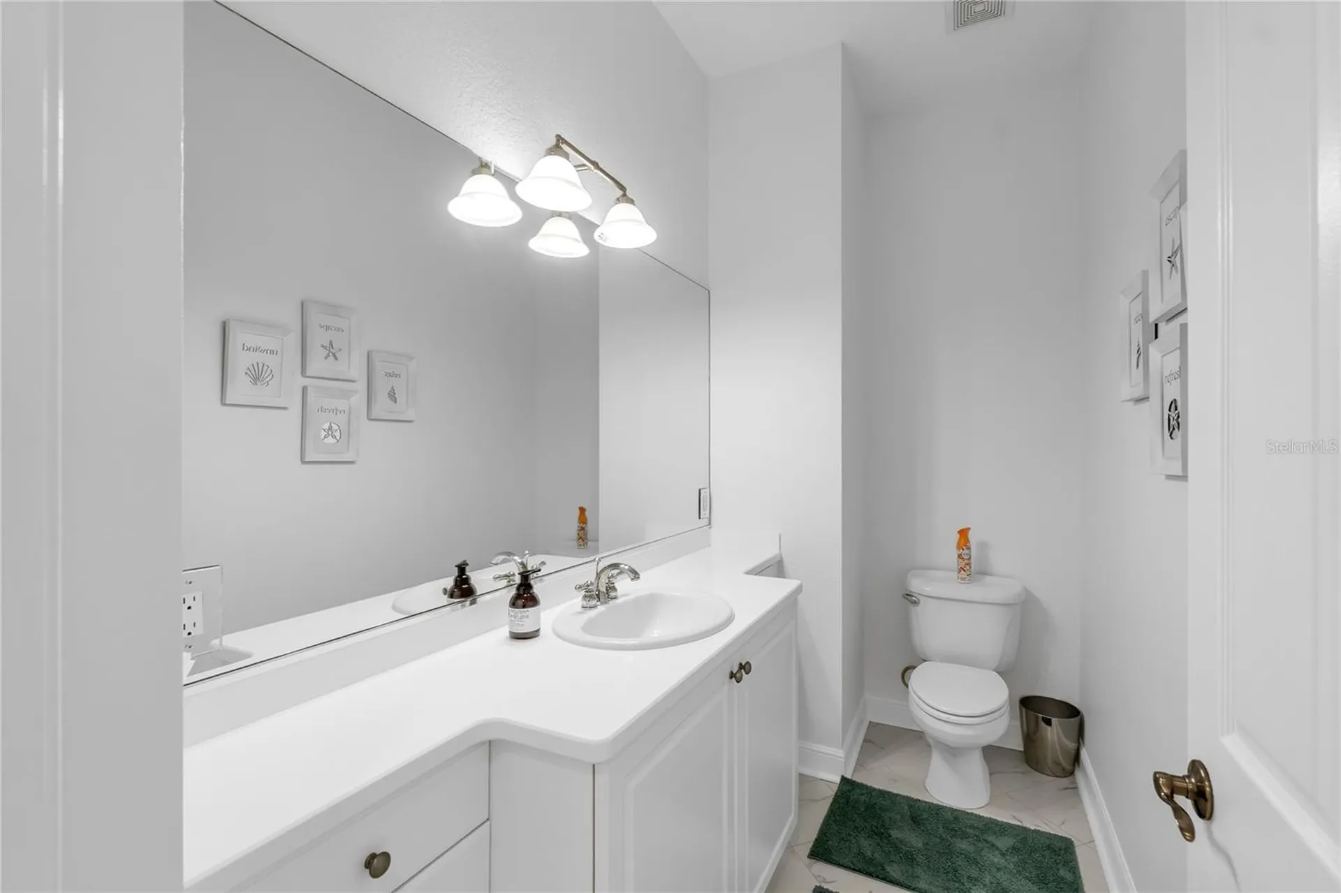 5469 46th Court W Bradenton FL 34210