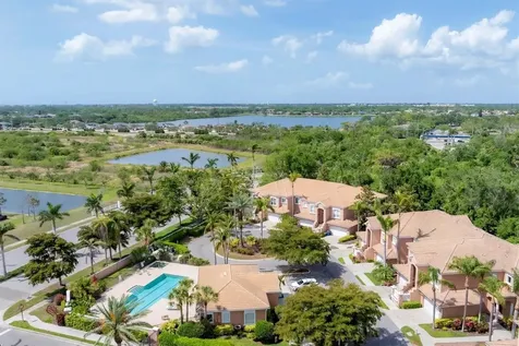 5469 46th Court W Bradenton FL 34210
