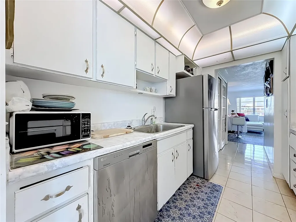 1868 Shore Drive S South Pasadena FL 33707
