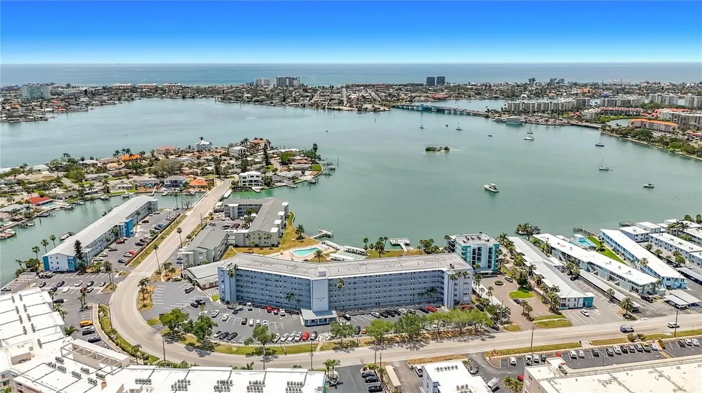 1868 Shore Drive S South Pasadena FL 33707