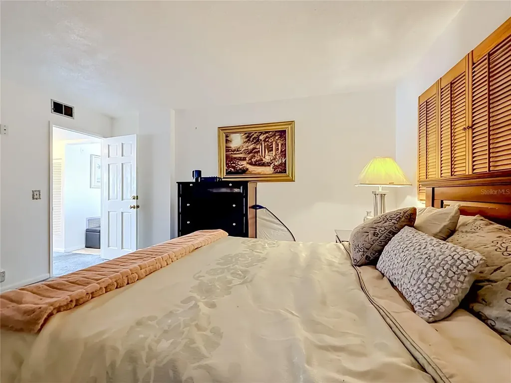 1868 Shore Drive S South Pasadena FL 33707