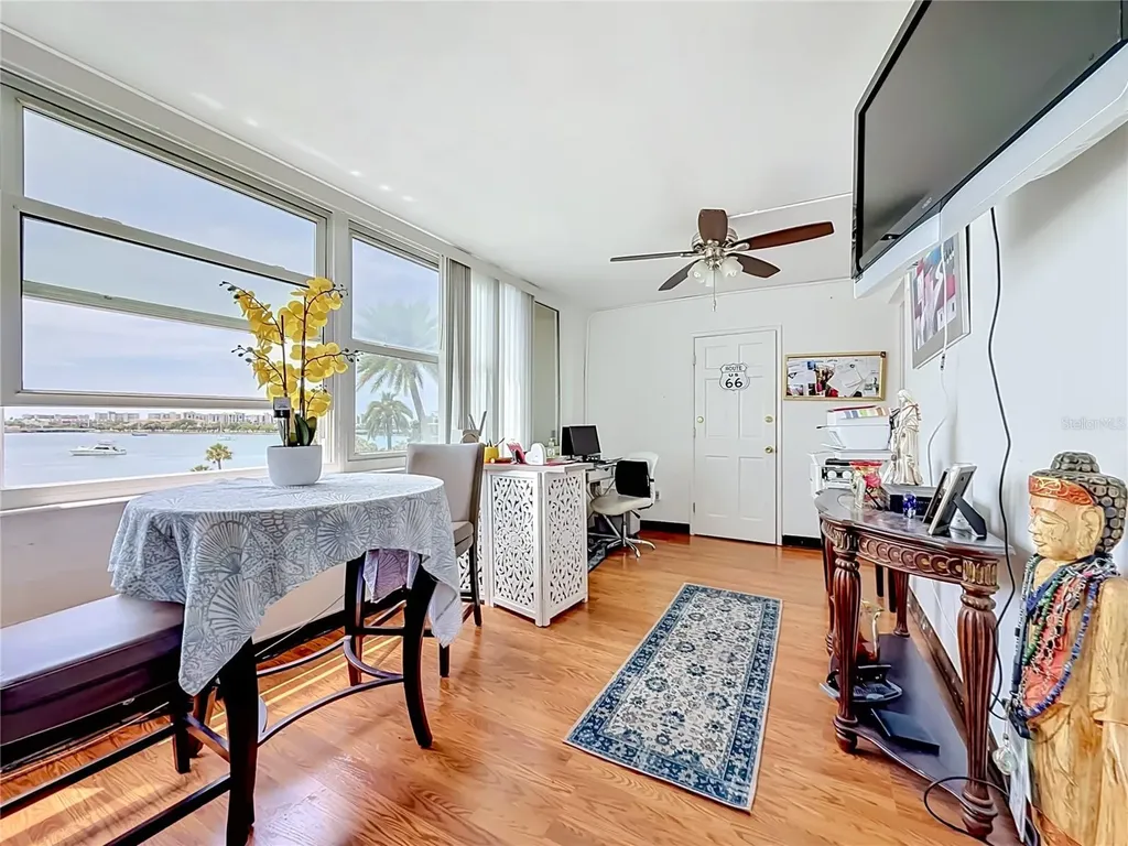 1868 Shore Drive S South Pasadena FL 33707