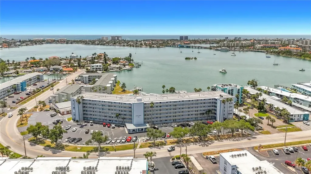 1868 Shore Drive S South Pasadena FL 33707
