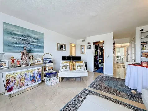1868 Shore Drive S South Pasadena FL 33707