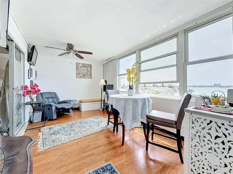 1868 Shore Drive S South Pasadena FL 33707