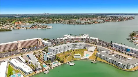 1868 Shore Drive S South Pasadena FL 33707