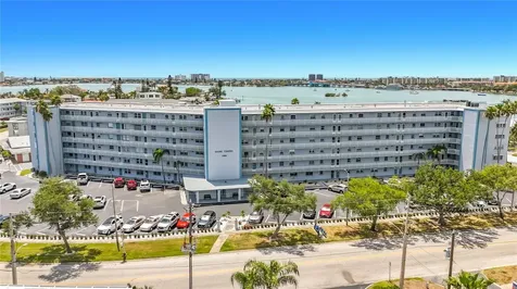 1868 Shore Drive S South Pasadena FL 33707