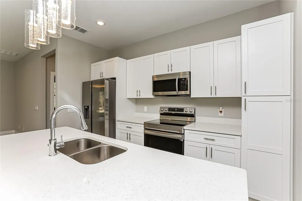 344 Hibiscus Drive Kissimmee FL 34759