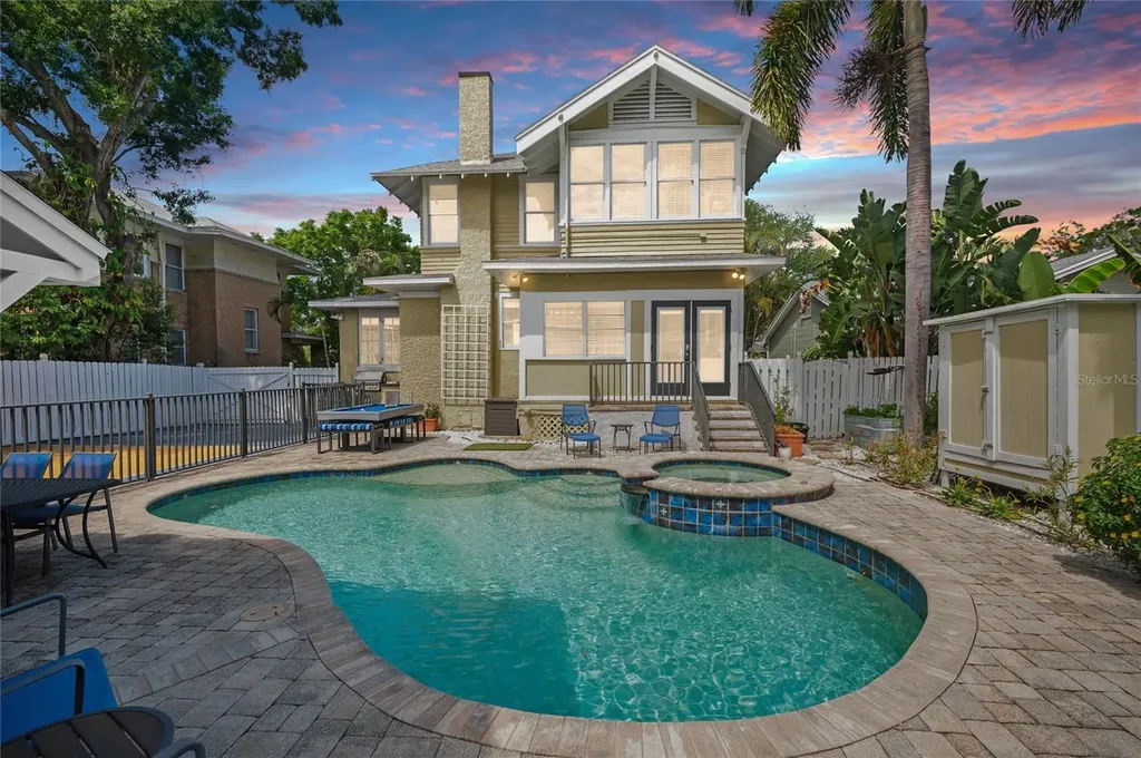 814 S Willow Avenue Tampa FL 33606