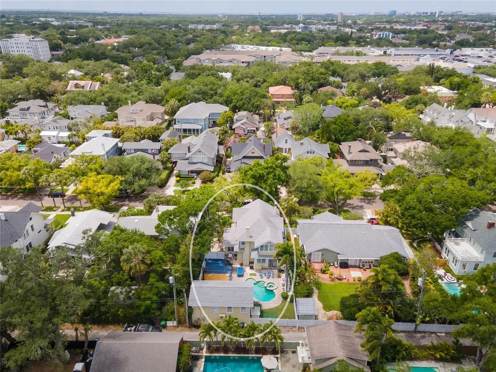 814 S Willow Avenue Tampa FL 33606