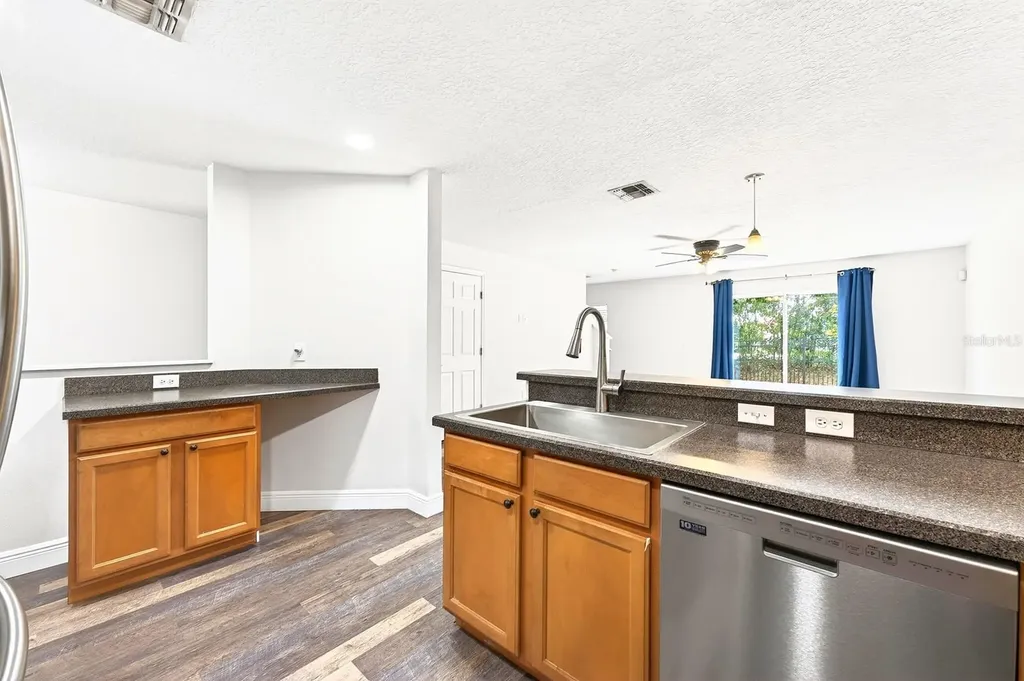12769 Lexington Summit Street Orlando FL 32828
