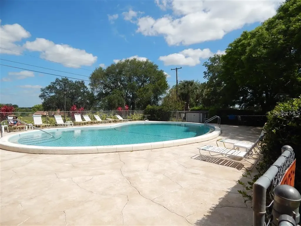 215 La Casa Lake Wales FL 33898