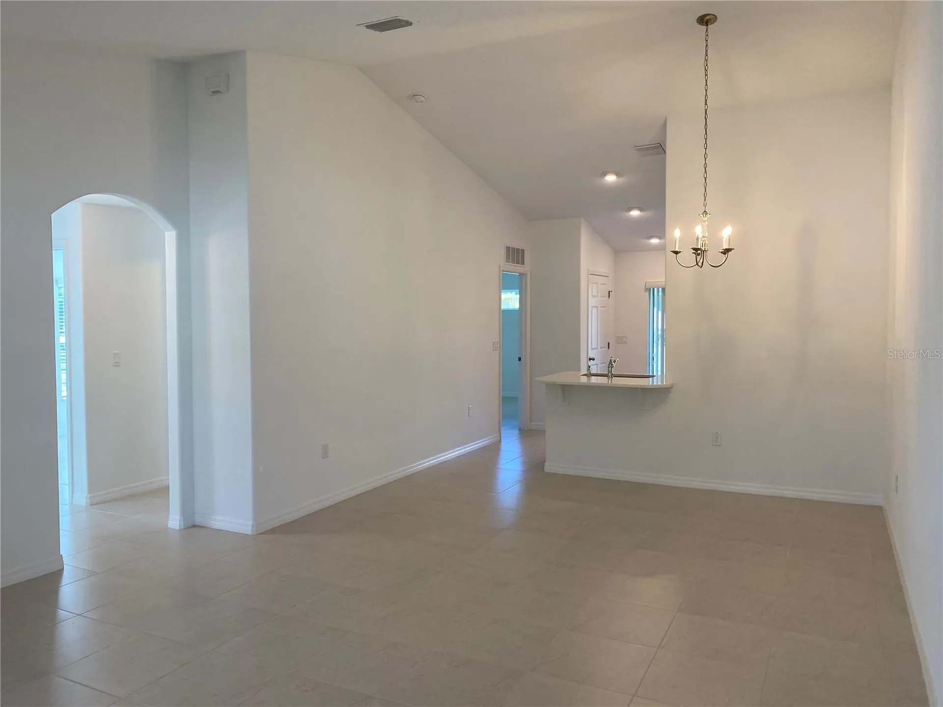 10 Pontiac Lane Palm Coast FL 32164