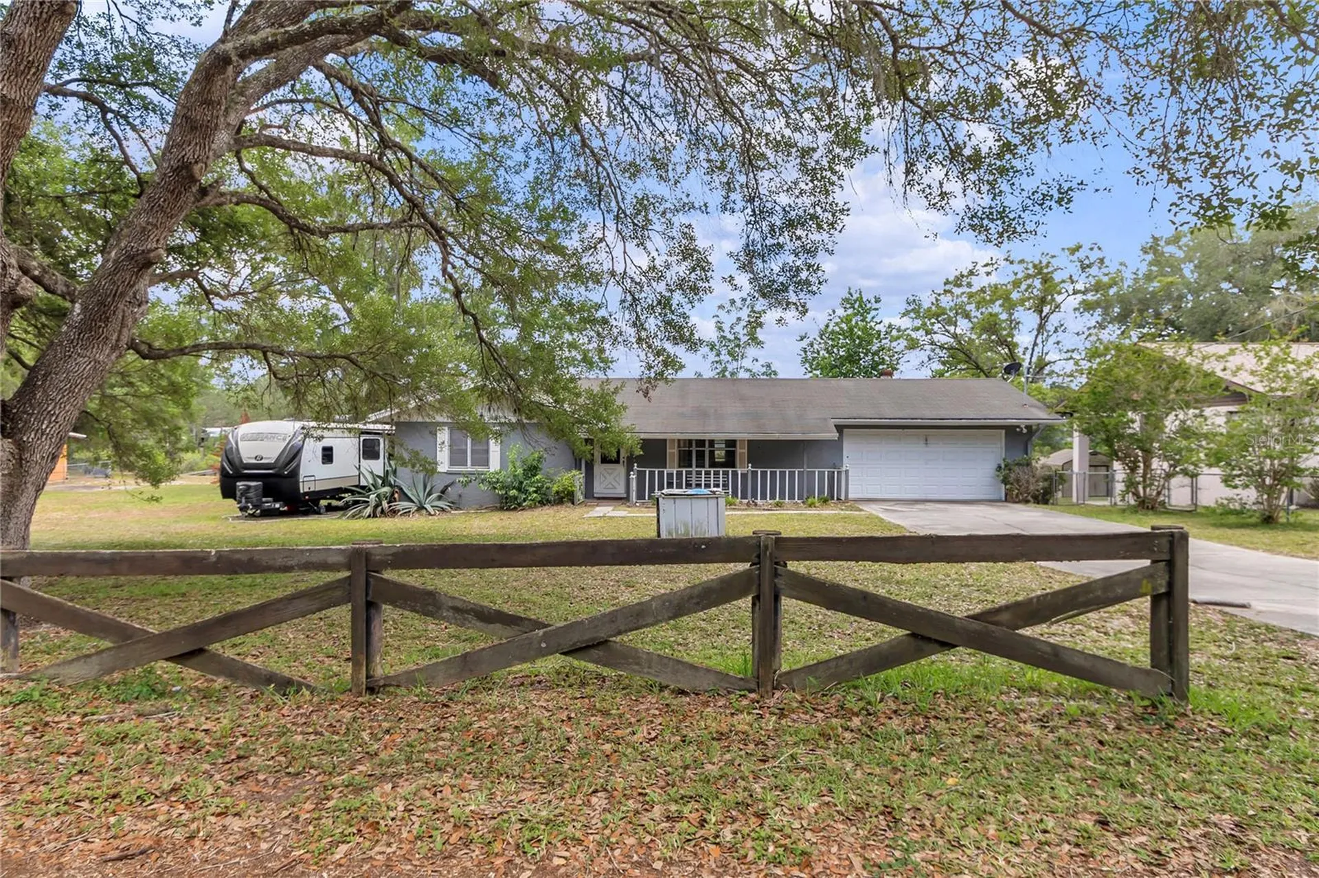 16738 SE 63 Lane Ocklawaha FL 32179
