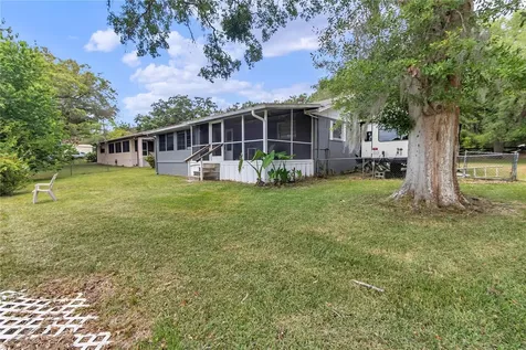16738 SE 63 Lane Ocklawaha FL 32179