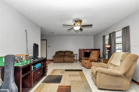 16738 SE 63 Lane Ocklawaha FL 32179