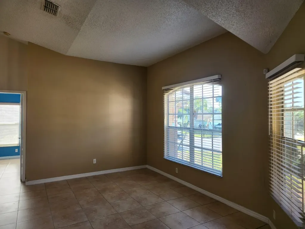 8001 Stirrupwood Court Orlando FL 32818