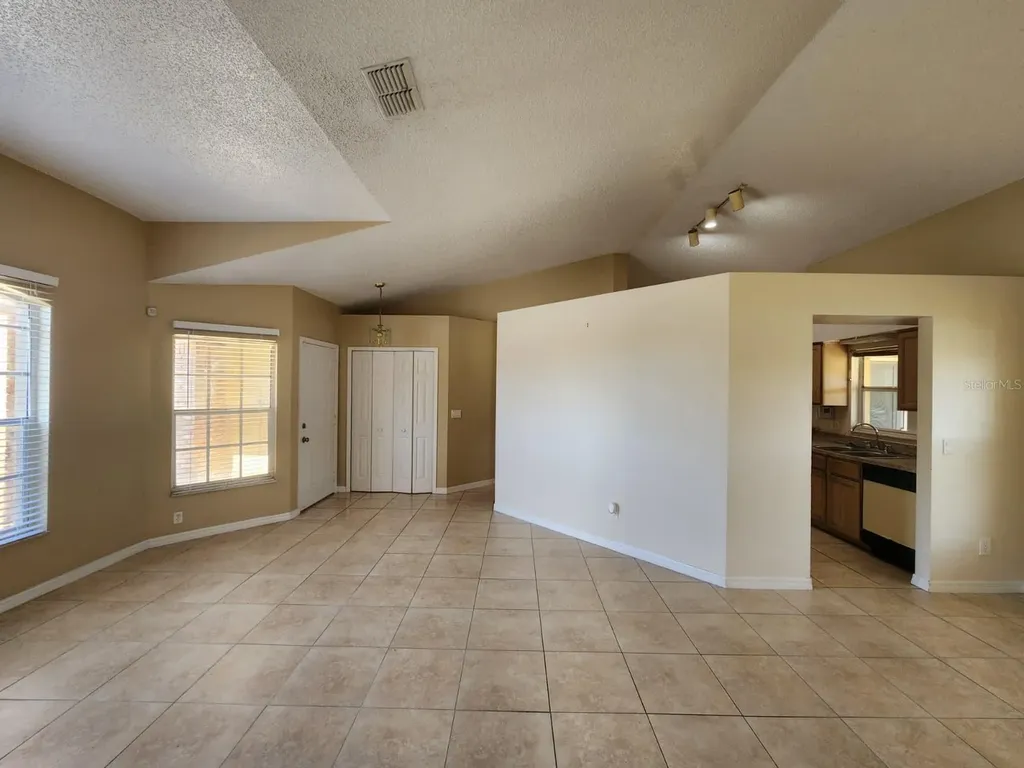 8001 Stirrupwood Court Orlando FL 32818