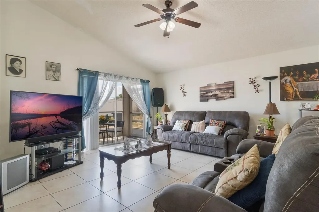 640 Lady Diana Drive Davenport FL 33837