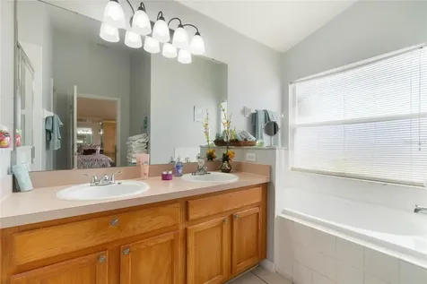 640 Lady Diana Drive Davenport FL 33837