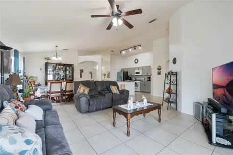 640 Lady Diana Drive Davenport FL 33837
