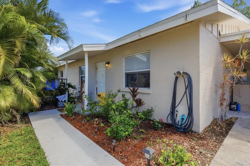 4501 86th Street Court W Bradenton FL 34210