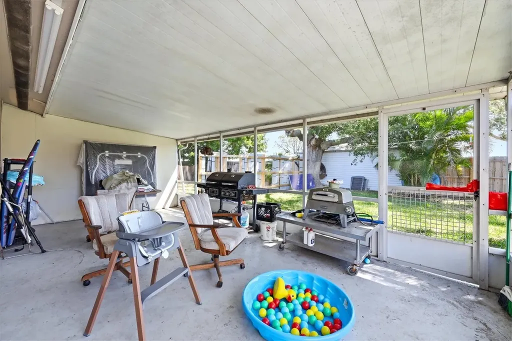 4501 86th Street Court W Bradenton FL 34210