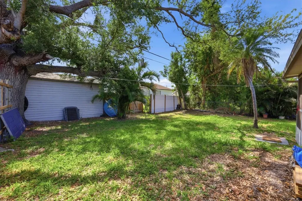 4501 86th Street Court W Bradenton FL 34210