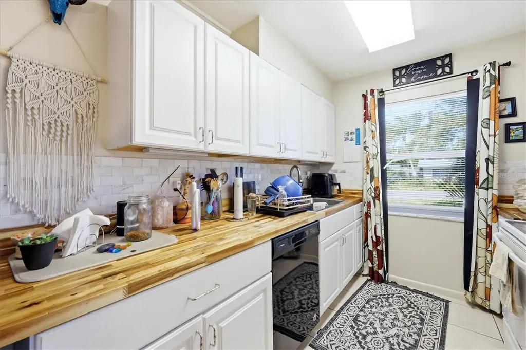 4501 86th Street Court W Bradenton FL 34210