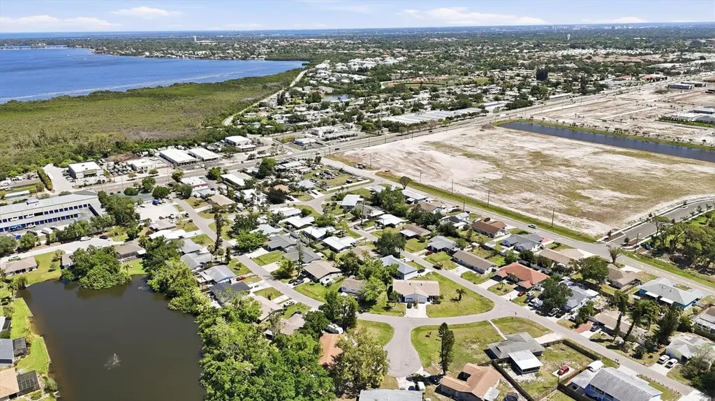 4501 86th Street Court W Bradenton FL 34210