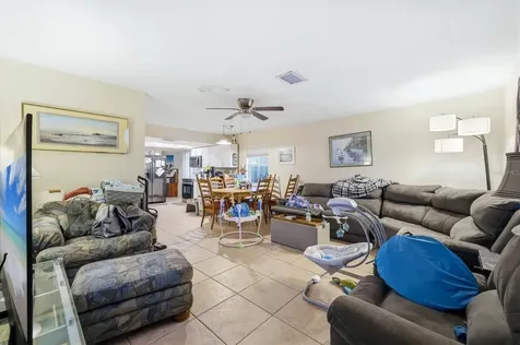 4501 86th Street Court W Bradenton FL 34210