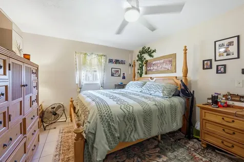 4501 86th Street Court W Bradenton FL 34210